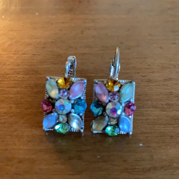 Earrings - Picture 3 of 3